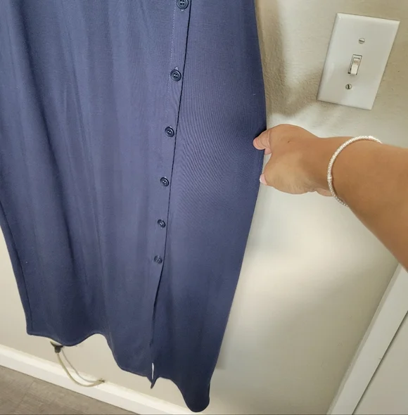 Garnet Hill Classic Navy Cap-Sleeve Knit Column Tencel Blend Midi Dress Size M - Picture 2 of 9